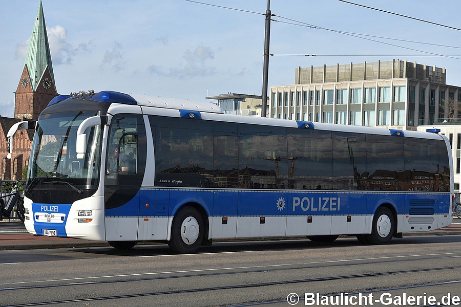 SMKW - HB-7752