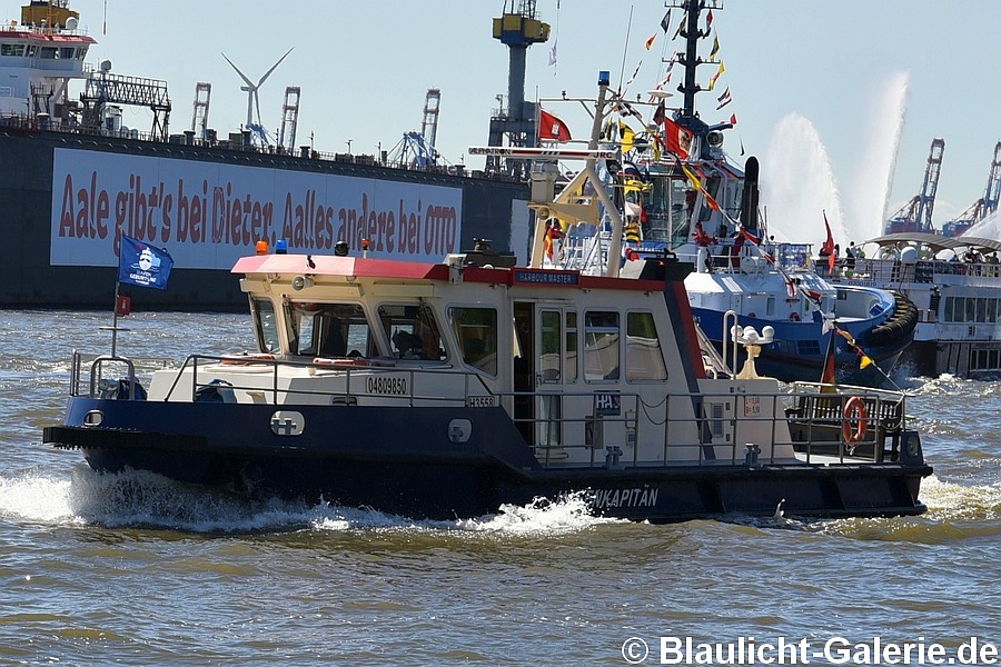 Harbour Master - Hamburg