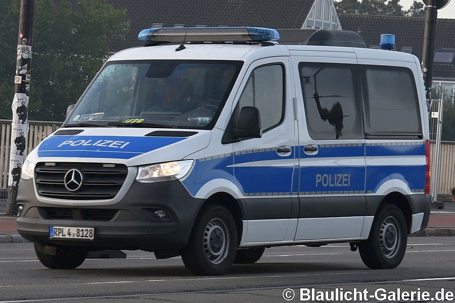 HGruKw - RPL-4-8128